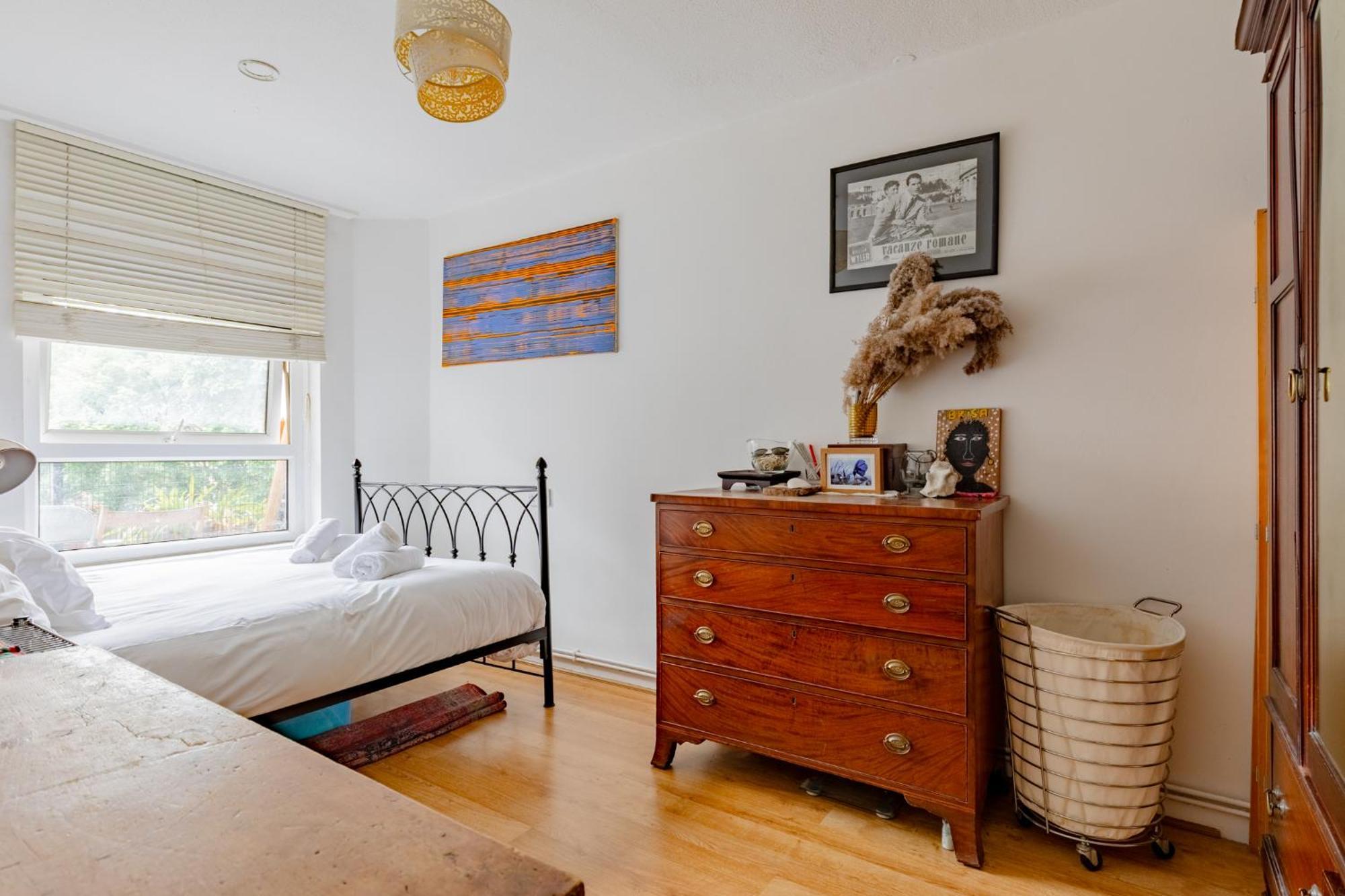 Apartament Characterful 1 Bedroom Flat Close To Dlr Londra